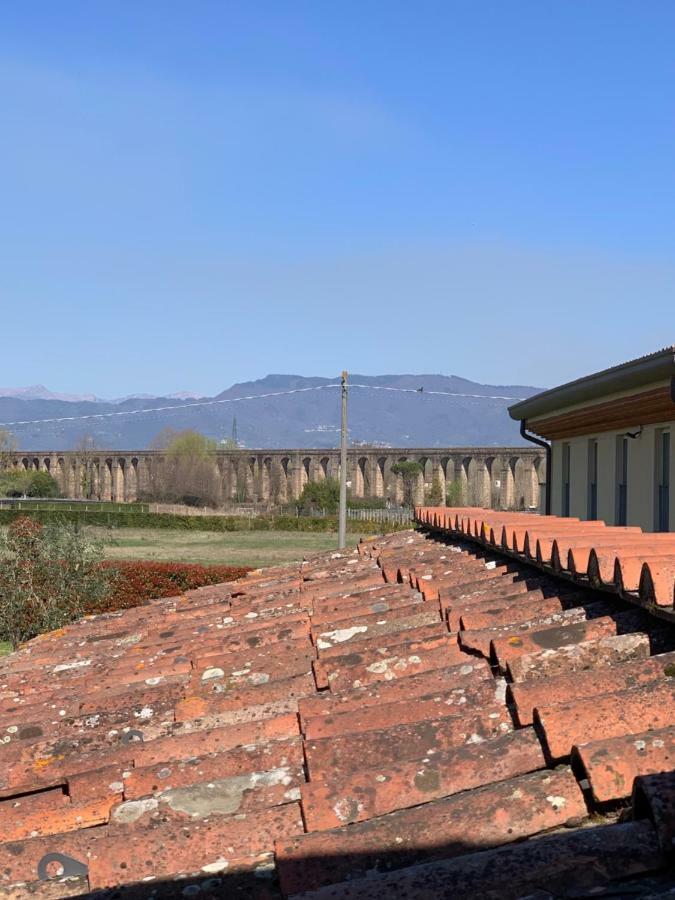 Affittacamere Agli Archi Capannori Bagian luar foto